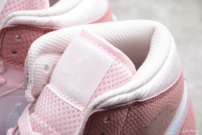 Kick Theory Pink Digital CW5379-600 1 Mid Air Jordan 0703